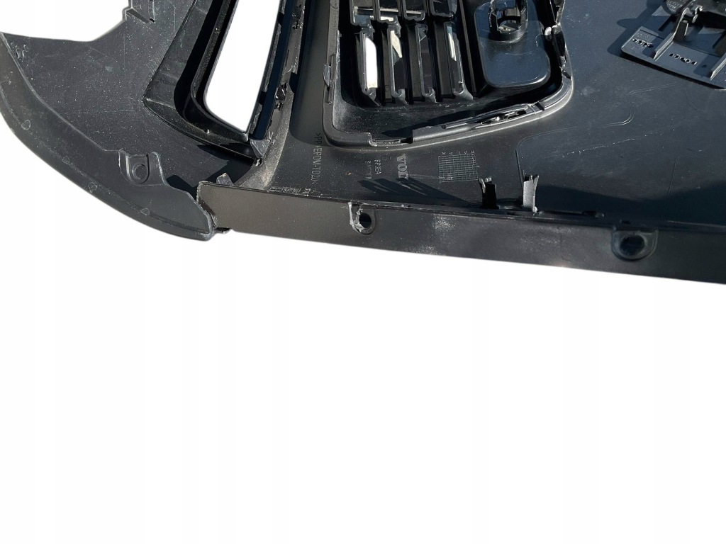 Бампер, решётка , решётка радиатора, решётки volvo xc-90/xc90 r-design рестайлинг  461. с Разборки