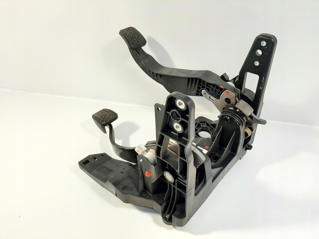 фото №8, Opel astra j 11r 2.0 cdti педали тормоза сцепления