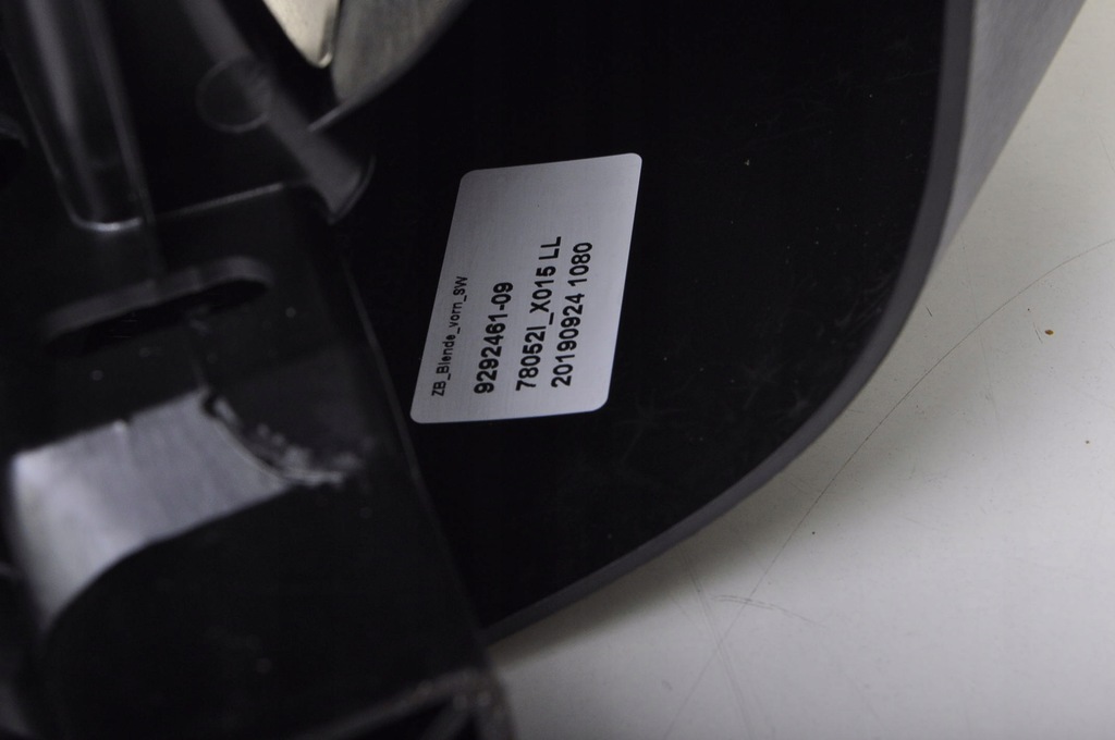 фото №14, Bmw i3 i01 туннель средний подлокотник