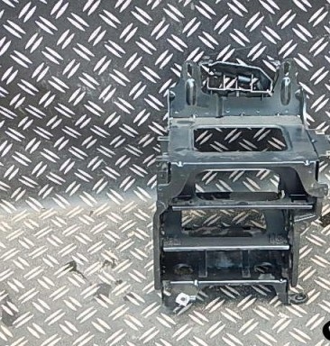 фото №1, Audi a6 c6 4f0 захист корпус рамка