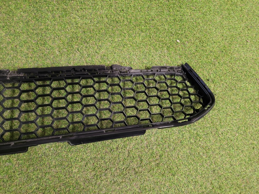 Bmw x5m f95 решётка средняя бампера заглушка Оригинал