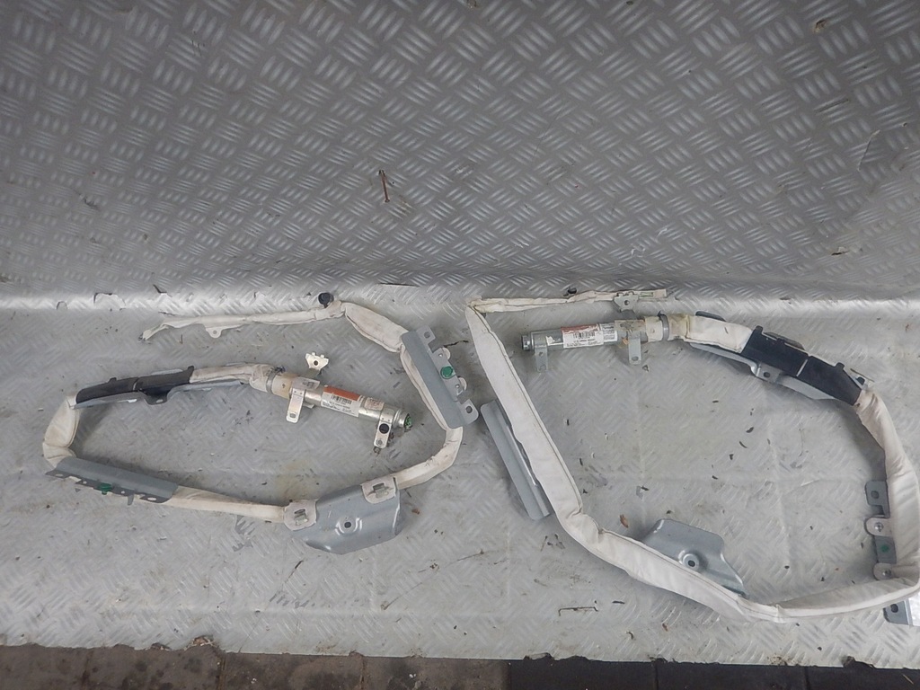 фото №1, Volvo v70 ii lift правая левая шторка безопасности