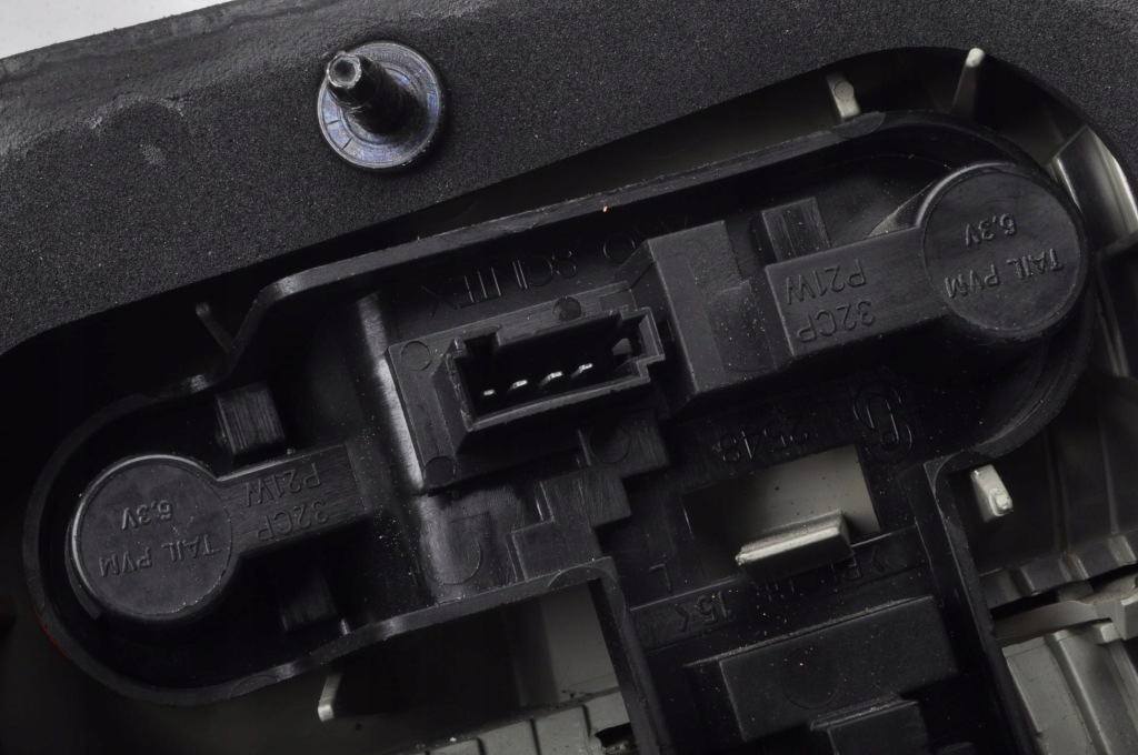 Saab 9-3 ii лампа левая задняя левый задний  sedan 12785759 Оригинал