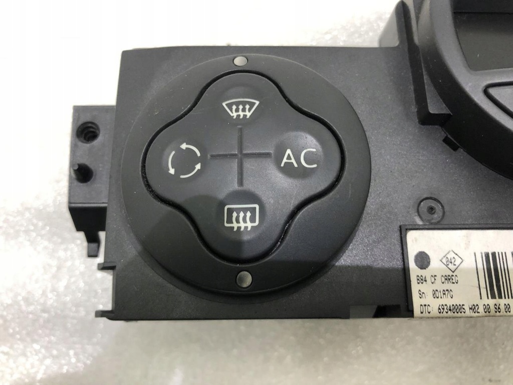 фото №5, Панель кондиционера renault megane ii 8200070752