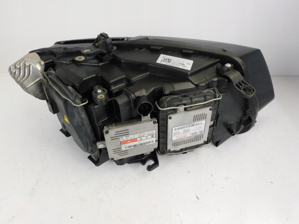 Купити Audi q5 8r рестайлінг  фара ліва ксенон led ідеальна комплектна 8r0941005e америка