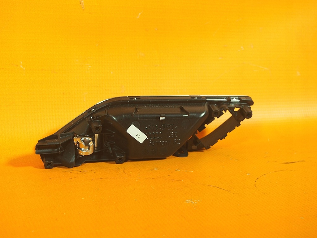 фото №12, Audi a3 s3 8v ручка внутренняя перед задняя правая хром 8v3837020b