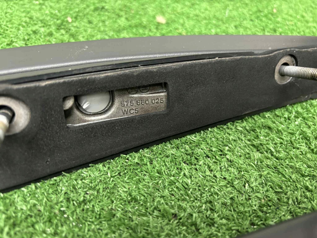 Купити Seat ateca 2024r рейлінг даховий лівий правий 575860025 575860026