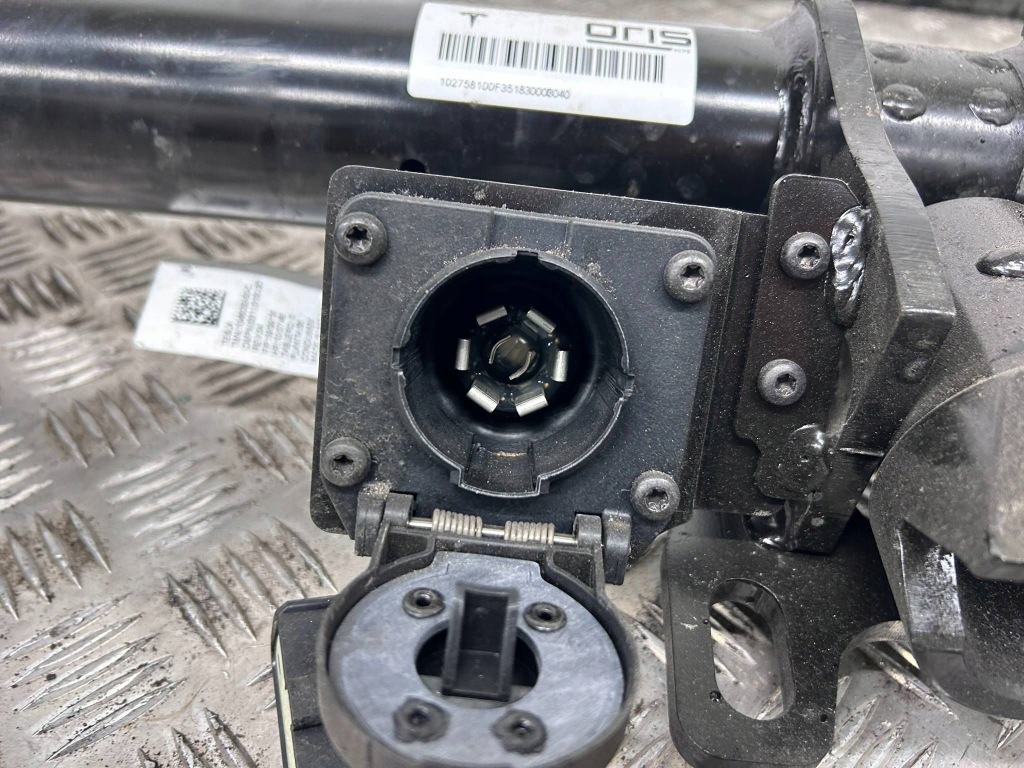 Набір фаркоп do причепа tesla model x 102758100f в Україні