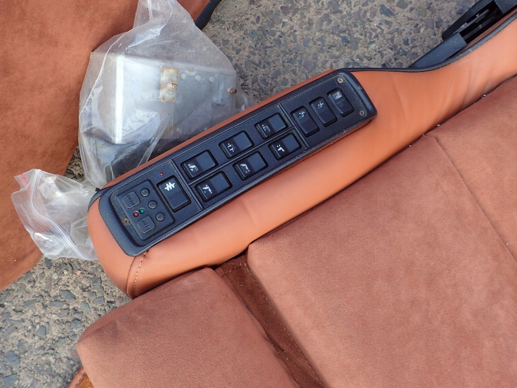 фото №15, Mercedes sec c126 повний салон сидіння recaro заднє сидіння консоль alcantara