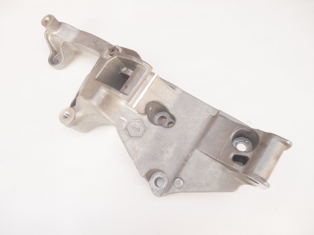 фото №1, Peugeot оригинальный номер 9809714680 кронштейн кронштейн