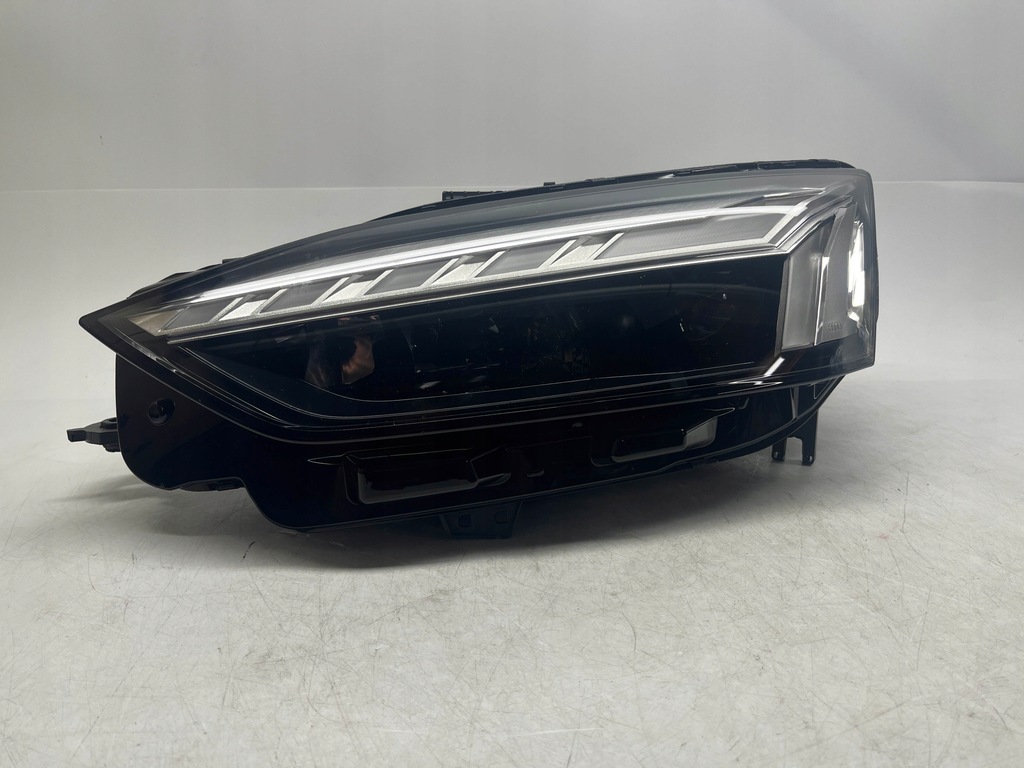 фото №1, Audi a5 s5 rs5 фара лампа перед левая led 8w6941039