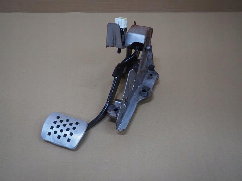 фото №1, Педаль тормоза автоматическая коробка передач renault clio rs iv