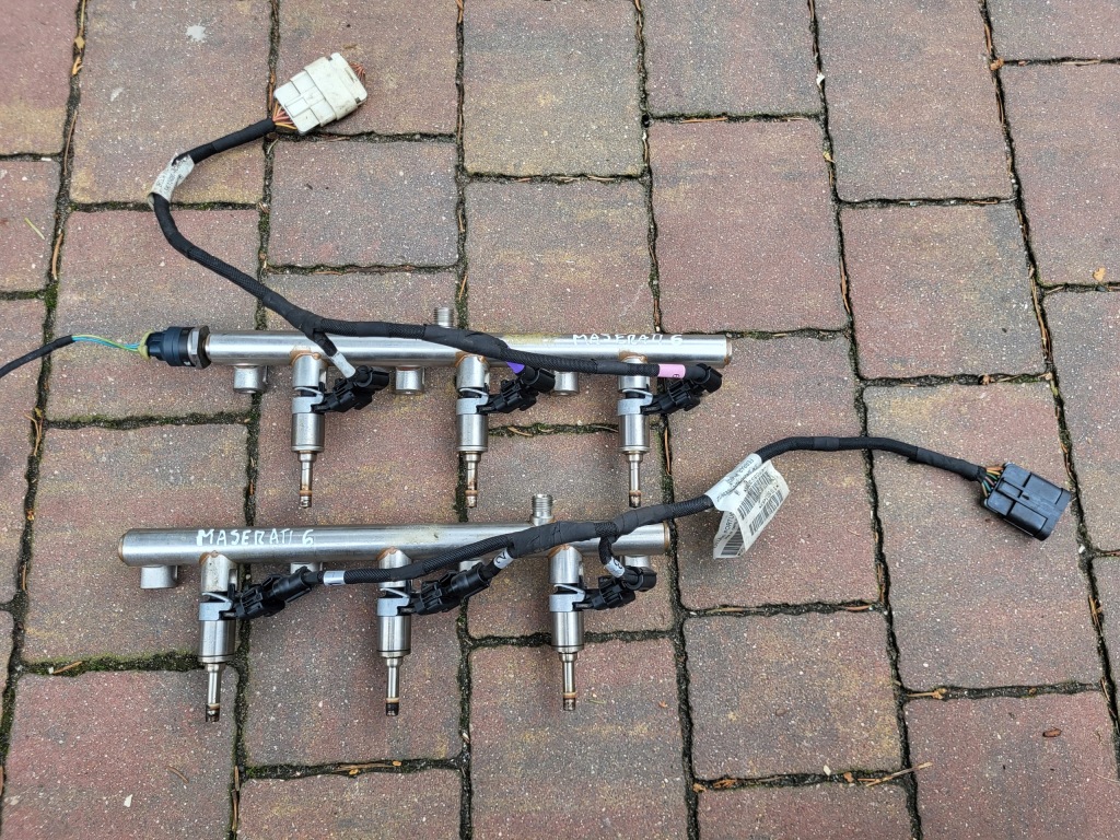 фото №1, Форсунки молдинг упорскування maserati quattroporte vi 3.0b