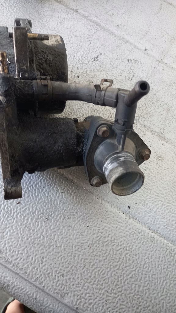 фото №4, Насос vacu ford mondeo mk3 2.0tdci 7.22454.10.c