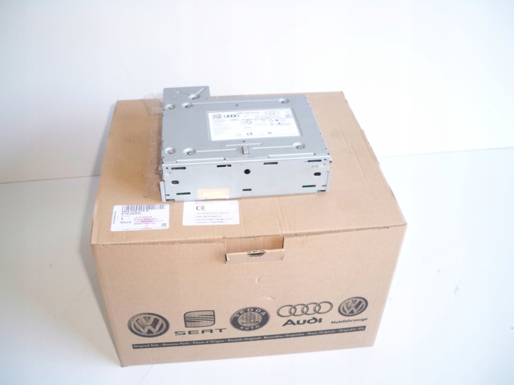 фото №1, Зчитувач sat мультимедіа радіо mmi mib 3 audi q8 4m8