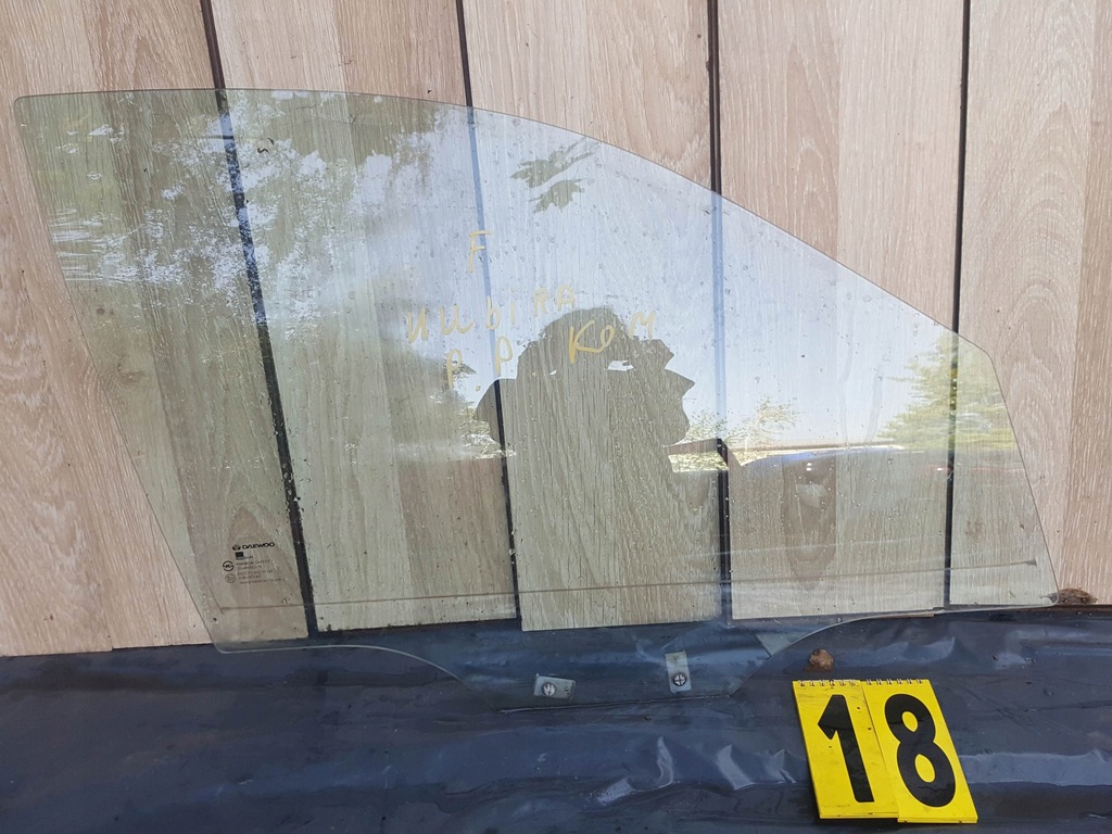 фото №1, Daewoo nubira скло бічна двері передня перед права