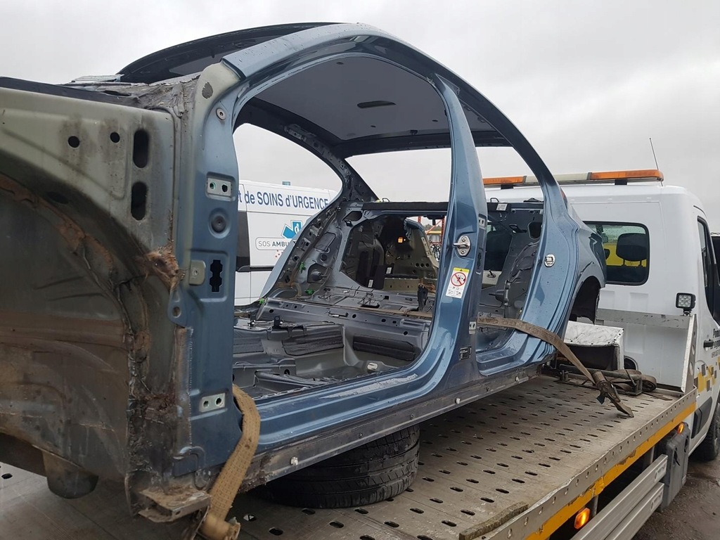 фото №1, Четверть блок двигателя порог левый volkswagen passat b8