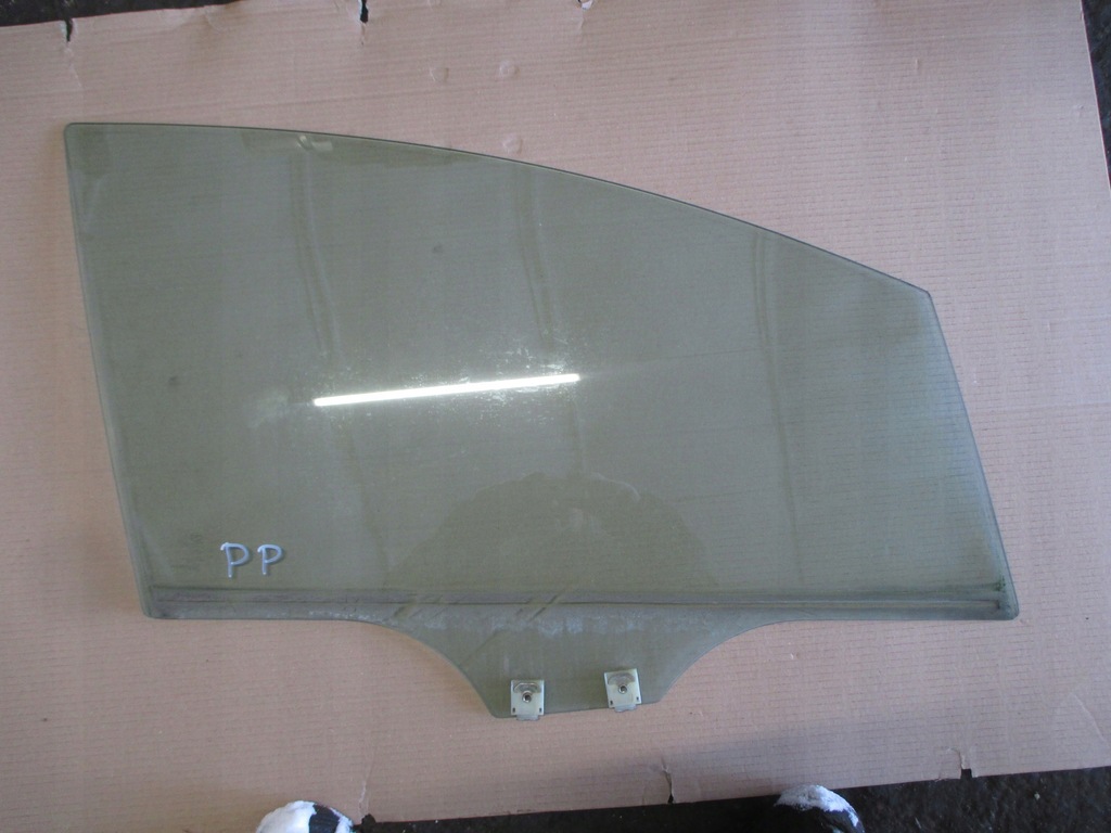 фото №1, Mazda 5 cr 05-10 стекло с дверь правый перед