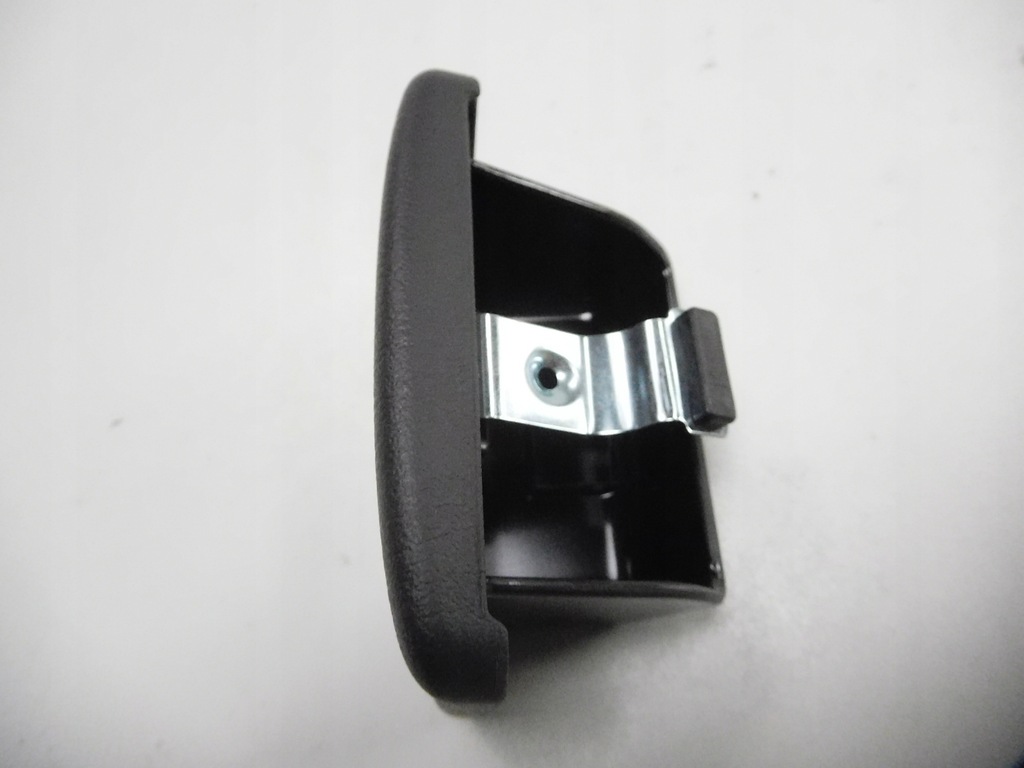 фото №8, Пепельница toyota corolla avensis 74109-12020-p0