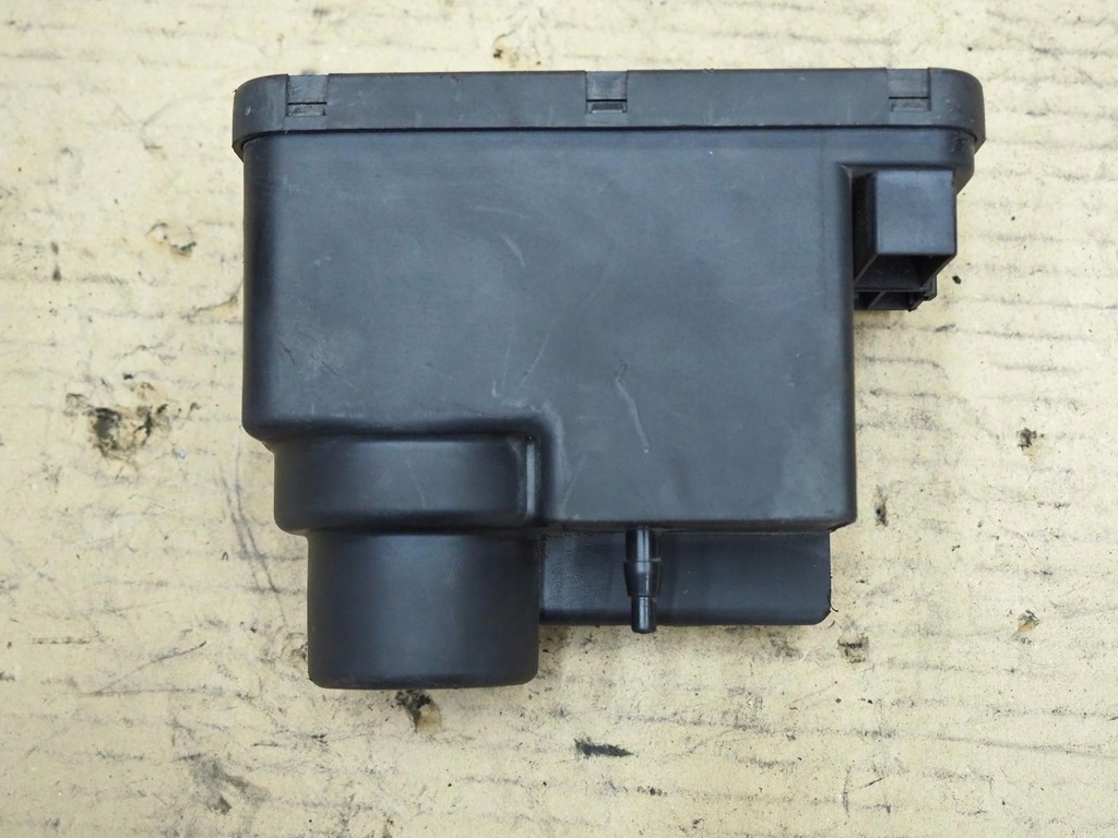 фото №1, Помпа центрального замка mercedes w202 2028001448