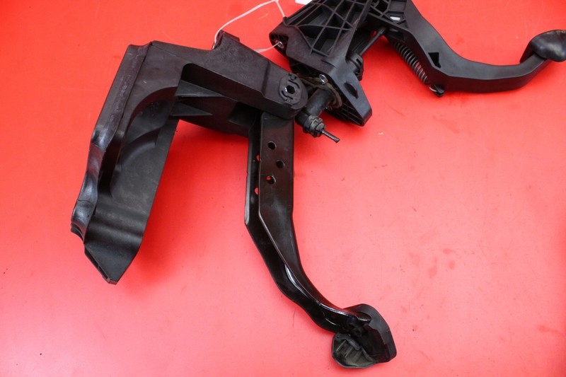 фото №6, Педаль педалі зчеплення гальмо 6r0721117b 6r1721058 vw polo 5 v 6r 09-15