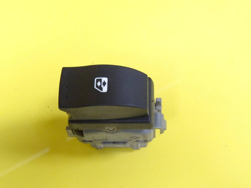 фото №1, Переключатель панель окон правый перед renault scenic i 2808202 nr1795