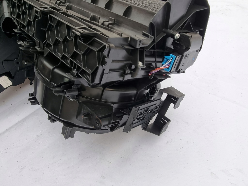 Vw atlas cross sport 3.6 awd r-line обігрівач 2021- Недорого