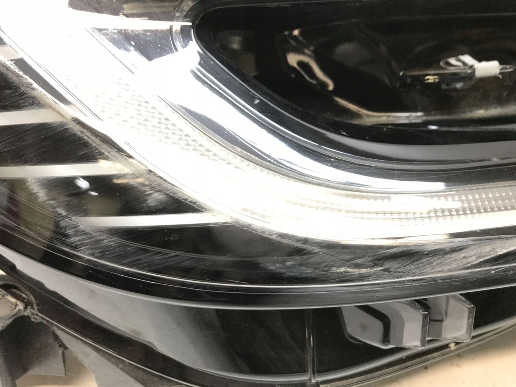 фото №7, Лампа перед правая renault captur ii 260108850r