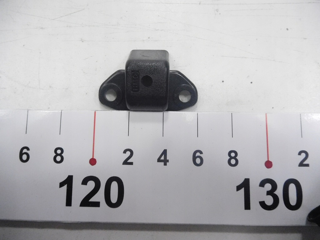 фото №6, Отбойник крышки багажника hyundai accent 1999-2006 оригинальный номер 81738-25200