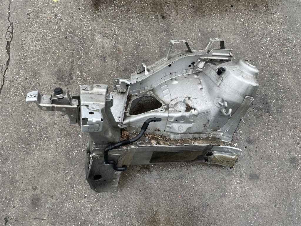 фото №1, Чверть лонжерон підкрилок правий перед opel zafira c 11-16 rok