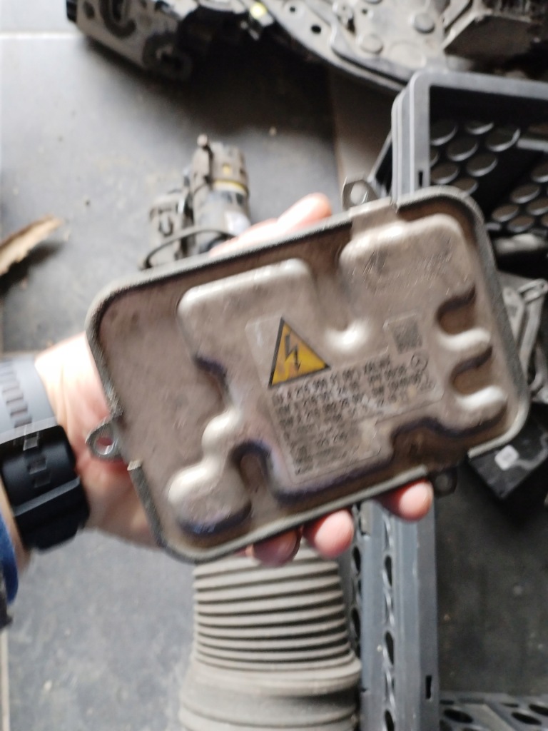 фото №1, Mercedes w221 lift преобразователь модуль лампы ideal!