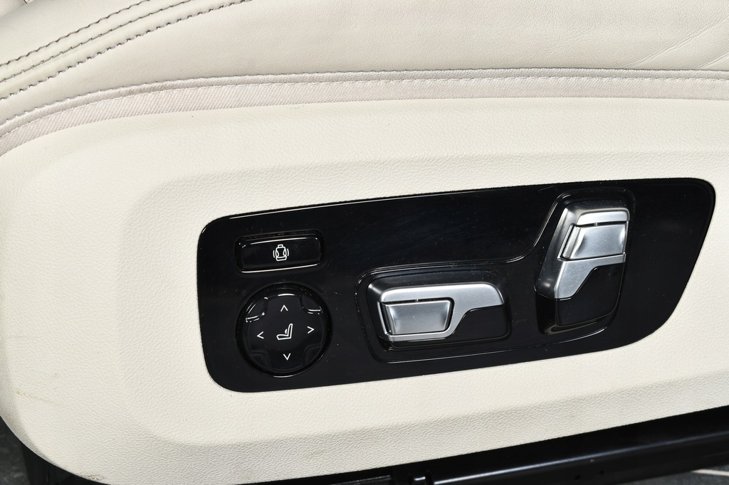 фото №11, Bmw x5 g05 сиденья сиденье салон середина обивка массаж вентиляция комфорт