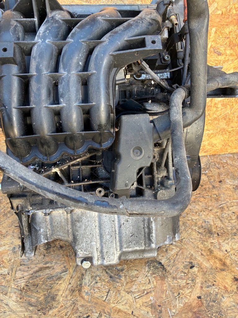 Vw golf 4 1.4 akq 197tyś. пробег двигатель бензин с Разборки