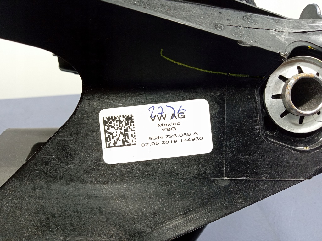 фото №4, Vw tiguan ii allspace atlas педаль тормоза автоматическая коробка передач 5qn723058a