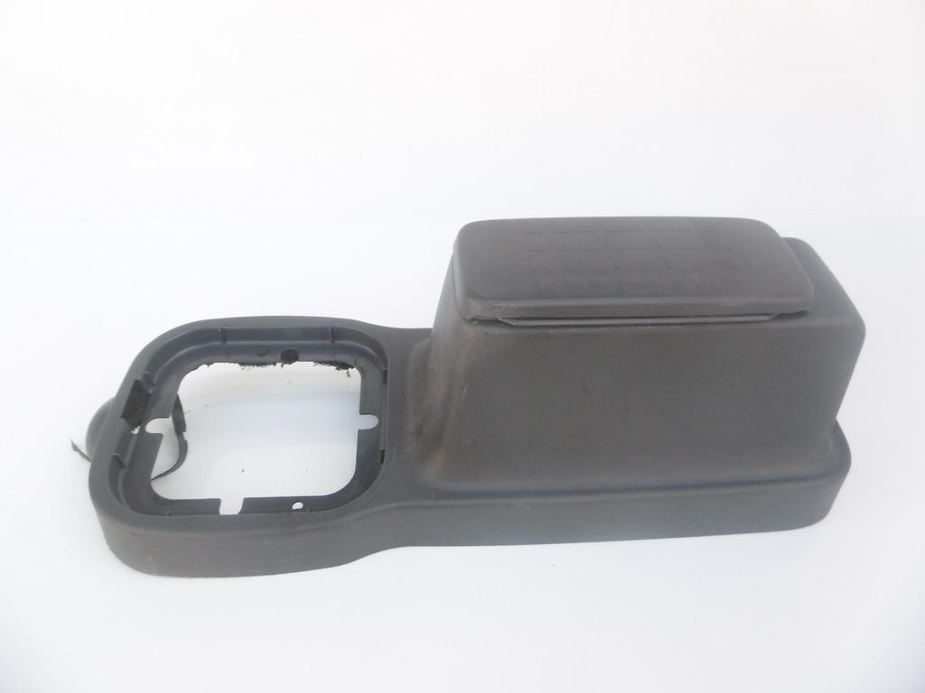 фото №5, Подлокотник туннель средний бардачок volvo fh 12 13