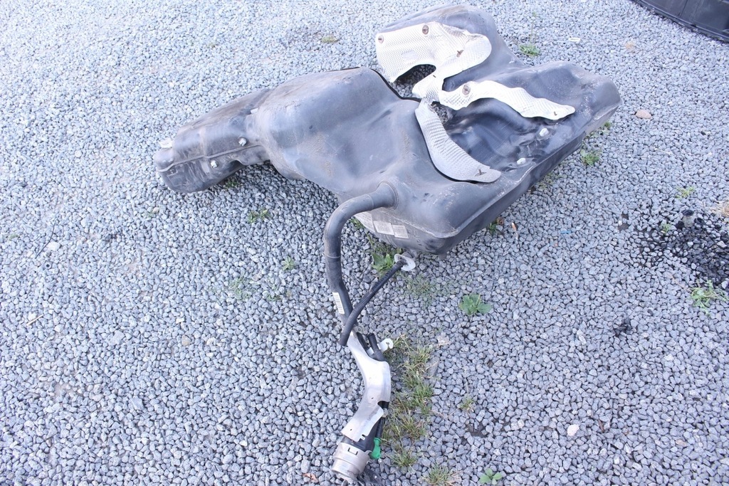 фото №10, Бак топлива комплект 3.0 tdi audi a8 d4