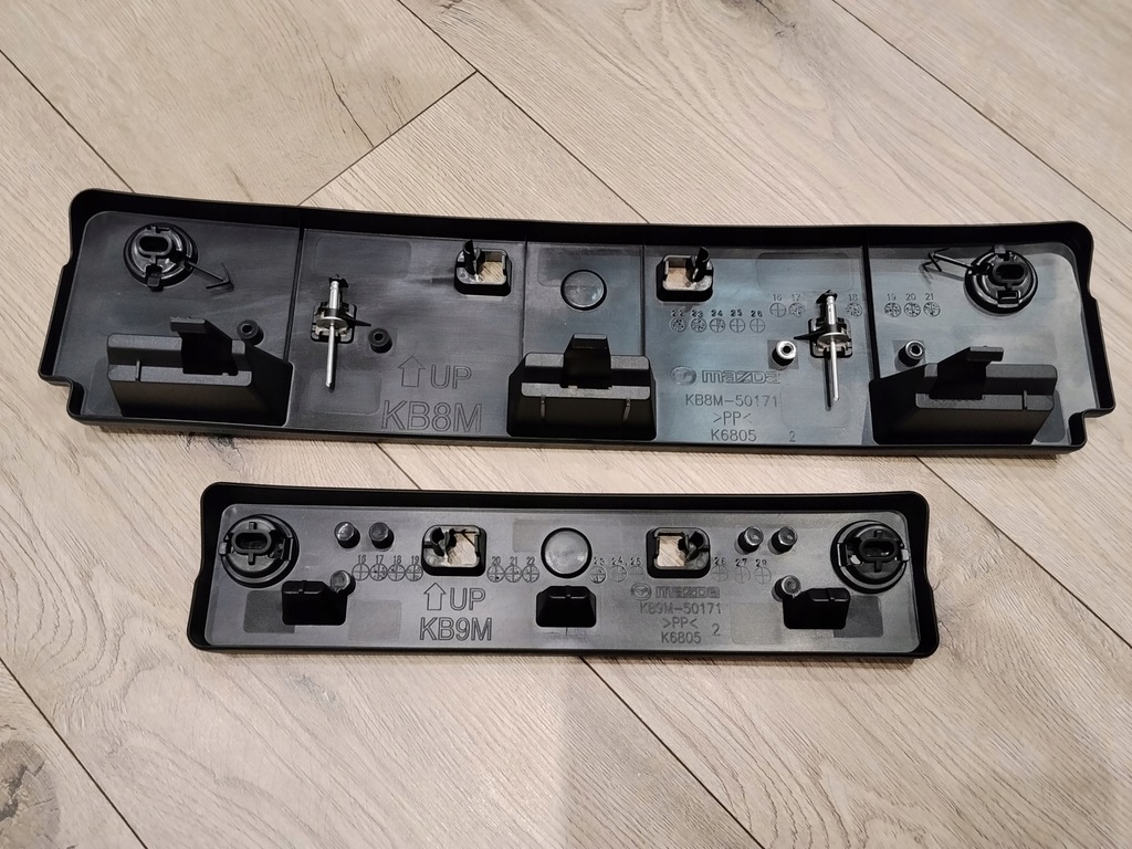 фото №10, Рамка номерного знака регистрационный бампера перед mazda cx-5 kb8m50171