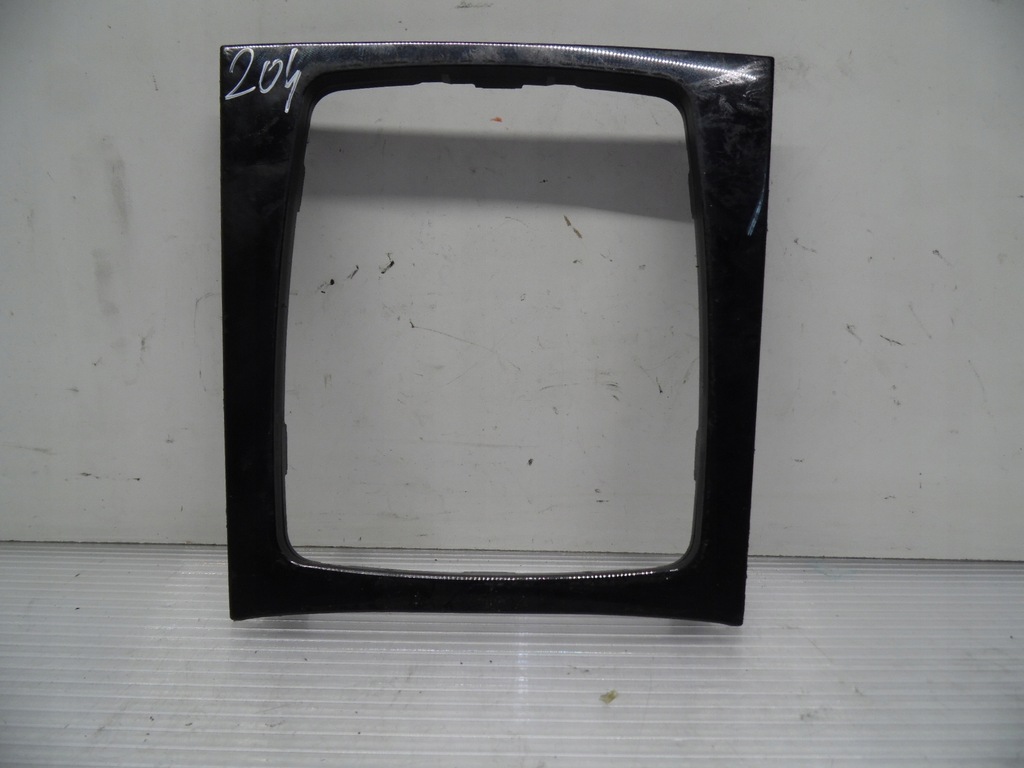 фото №1, Рамка dekor домкрата mercedes w204 c klasa