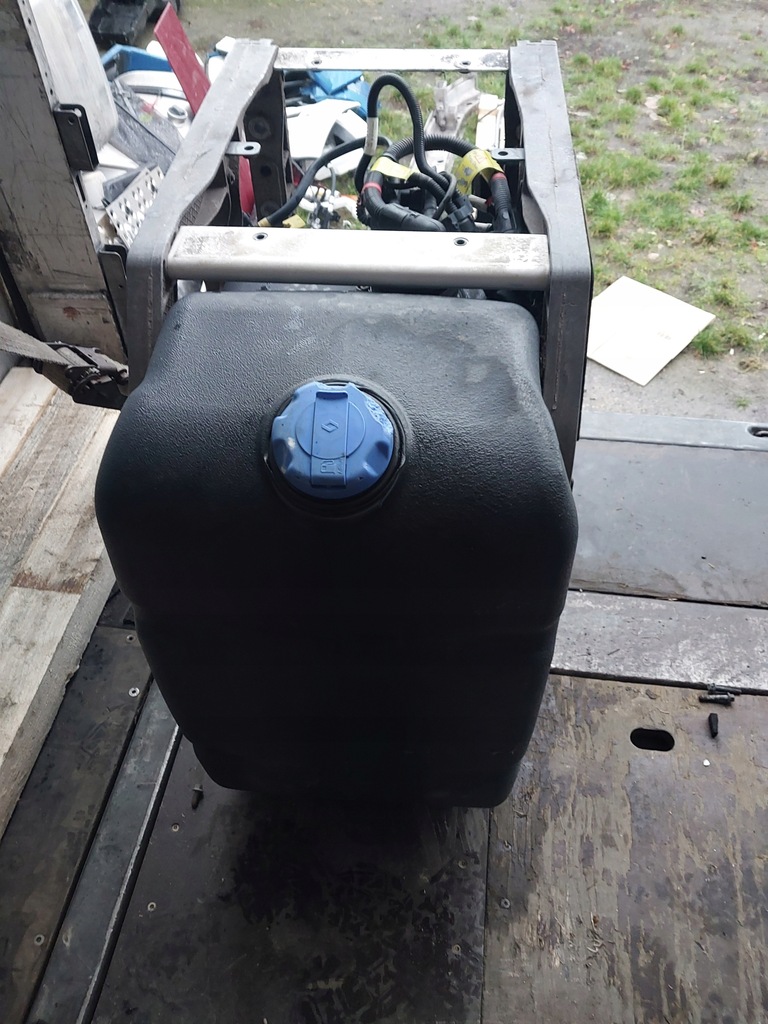 фото №1, Бак adblue renault gama range k c t volvo fh 4 fm 4 fmx fh 5 fm 5