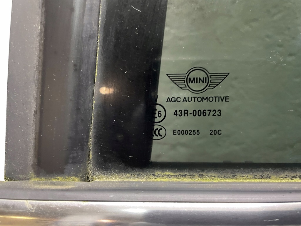 Дверь левое задняя + электропроводка коплектная  mini f55 с Разборки