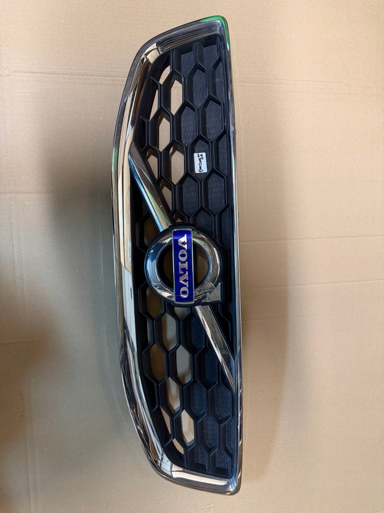 фото №1, Volvo c30 lift решітка радіатора решітка радіатора оригінал