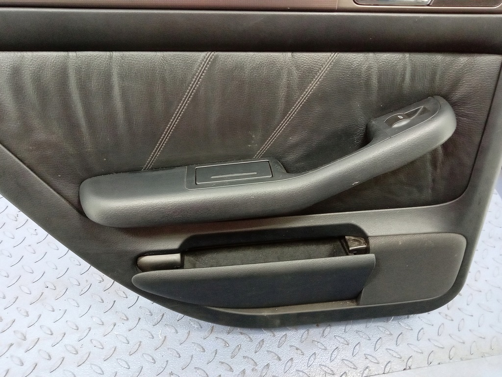 фото №4, Audi a6 c5 sedan обивка обшивка задняя левый