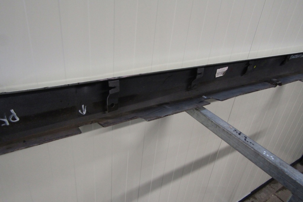 фото №9, Молдинг поріг права nissan leaf ii ze1 17-