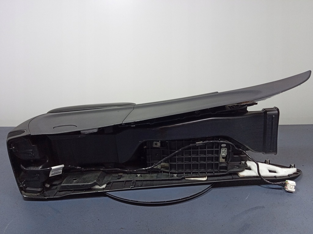 фото №5, Grand cherokee wk2 туннель средний подлокотник