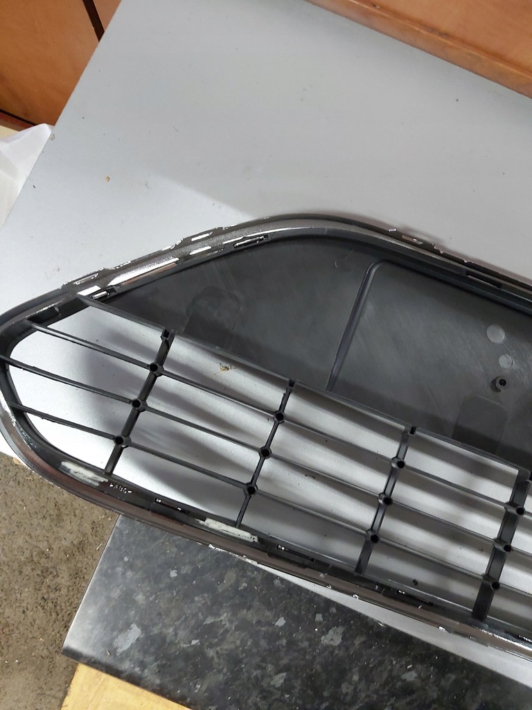 фото №10, Решётка радиатора w бампере перед ford focus