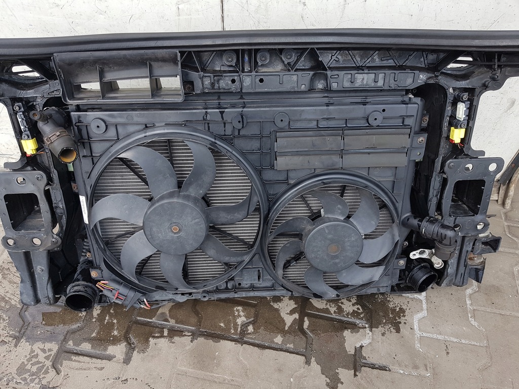 фото №4, Audi a3 8p lift 08r- 2.0 tdi pas передній радіатор