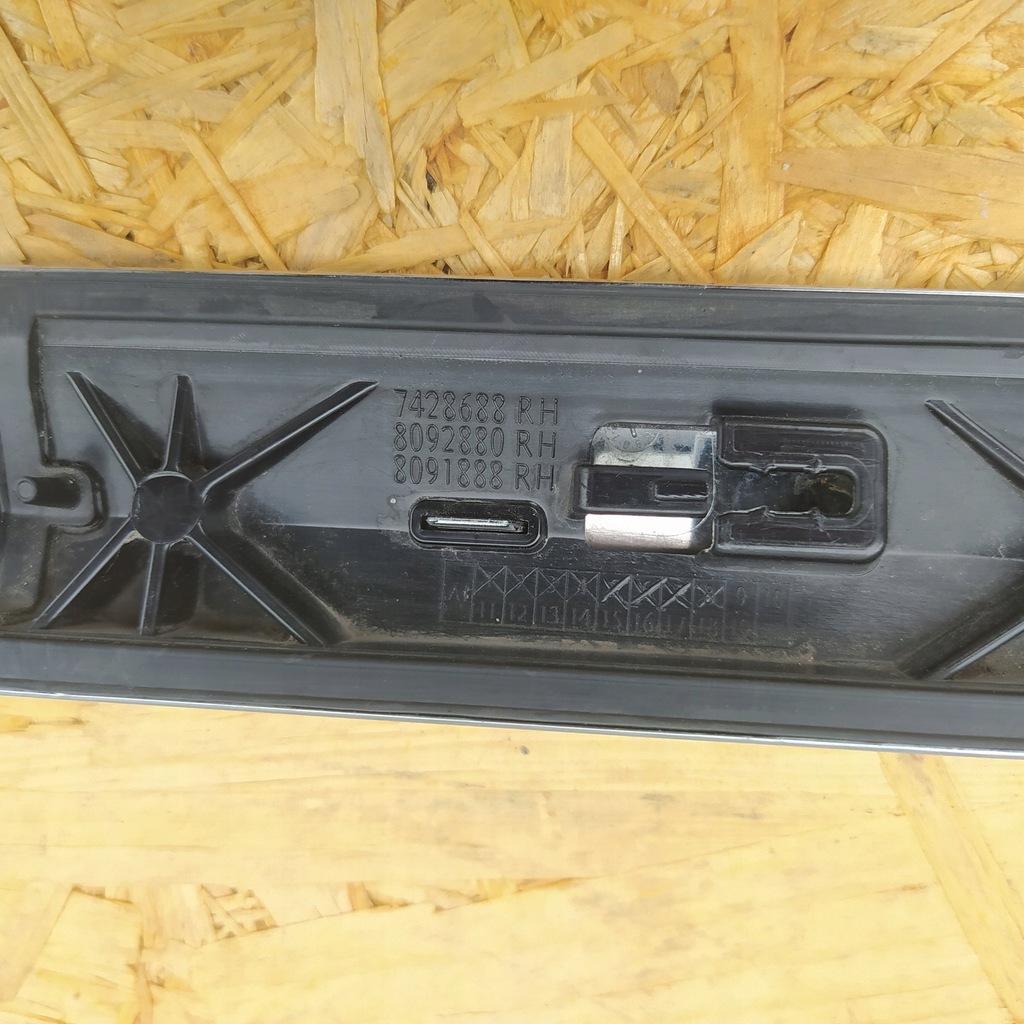 фото №7, Bmw x7 g07 молдинг двері правий перед передня 7428688