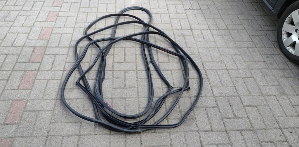 фото №1, Прокладка двері кришки hyundai i20 ii lift 2019r