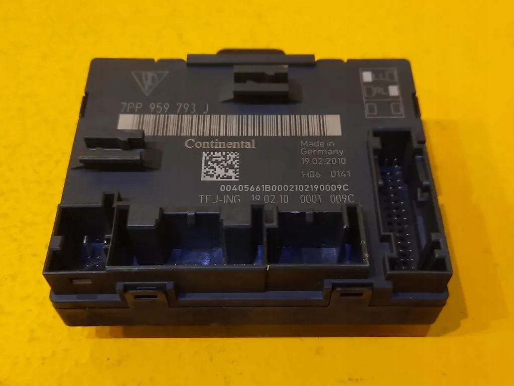 фото №1, Porsche panamera 970 модуль дверь 7pp959793j