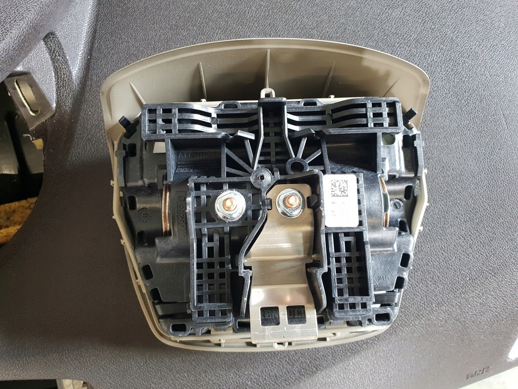 фото №11, Renault scenic iii 10r air bag панель приладів консоль